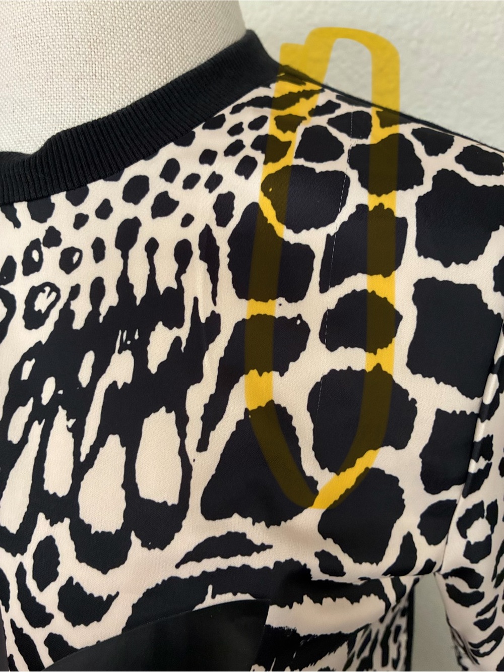 adidas Women’s Black and Cream Animal Print Shirt Dress, size XS - Picture 6 of 6